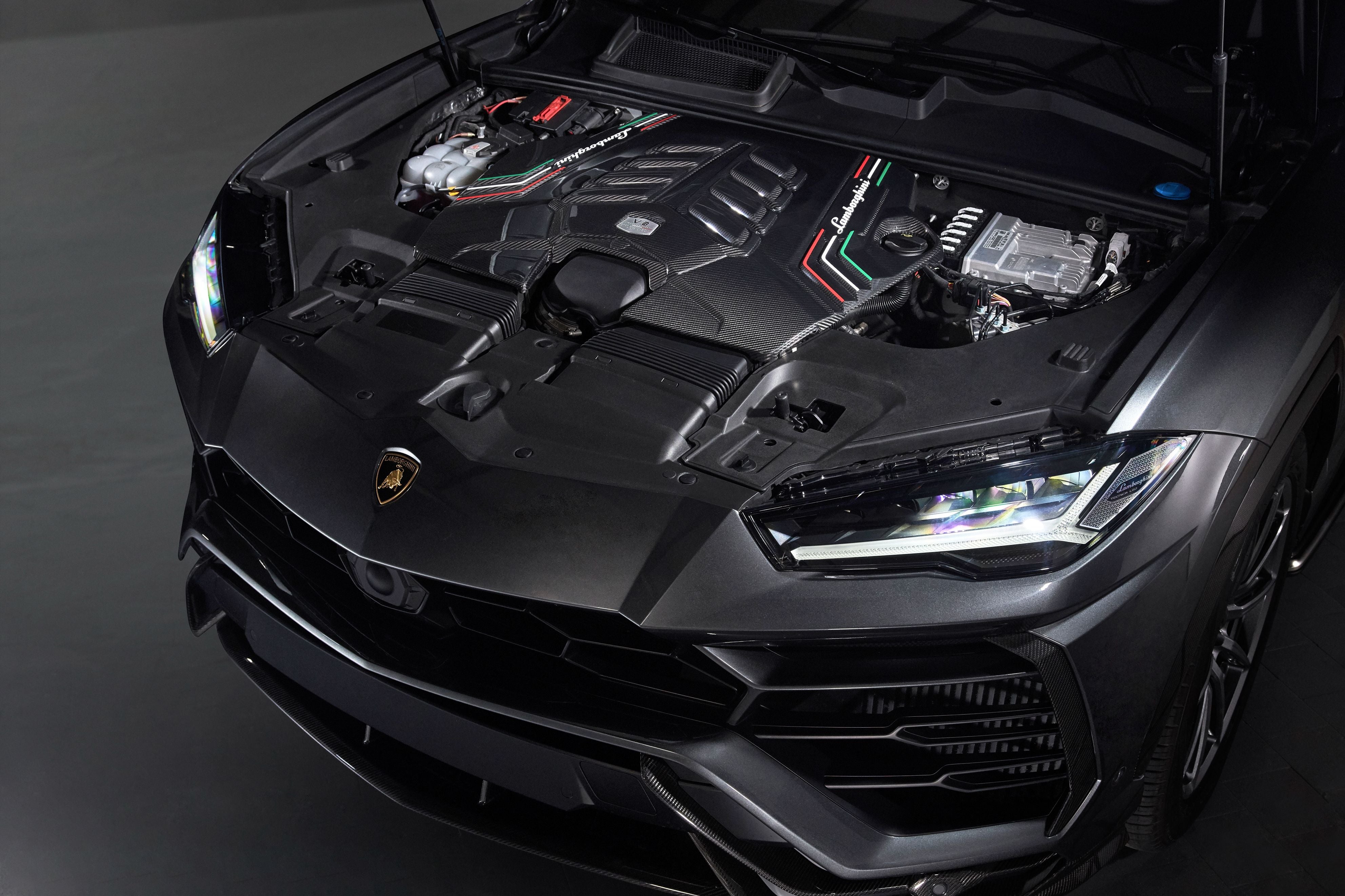 Urus Carbon Fibre Engine Bay Grange Shop